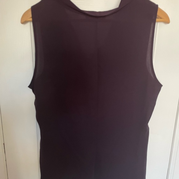 Sleeveless blouse - Picture 3 of 3